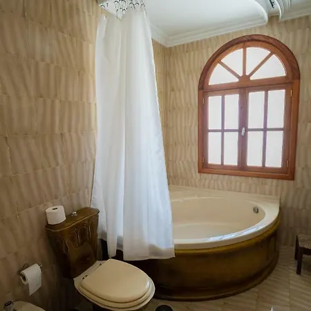 Séjour chez l'habitant Finca Isabel San Bartolomé